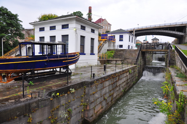 Lock with boat erie canal